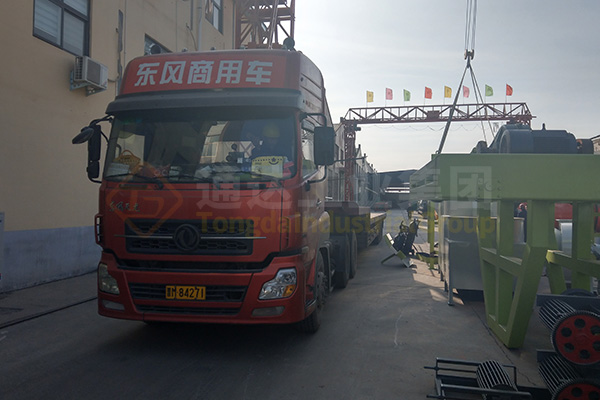 黑龍江對(duì)鼓擠壓造粒生產(chǎn)線2副本.jpg