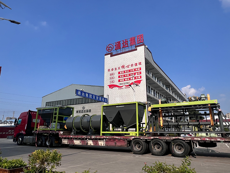 雞屎加工有機(jī)肥的小型設(shè)備特點(diǎn)，投資預(yù)算